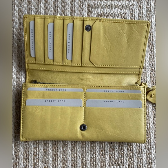 Genuine leather wallet - Picture 7 of 10